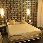 Del Sole-roma Piazza Di Spagna Ripetta Гостевой дом Рим
