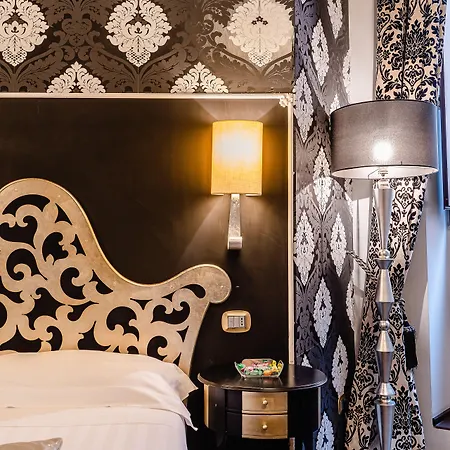 Pensjonat Del Sole-roma Piazza Di Spagna Ripetta 4*