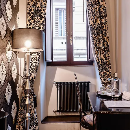 Pensjonat Del Sole-roma Piazza Di Spagna Ripetta