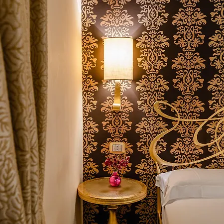 Del Sole-roma Piazza Di Spagna Ripetta 4* Rzym