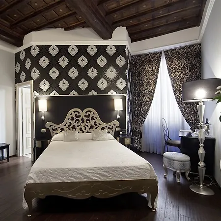 Del Sole-roma Piazza Di Spagna Ripetta