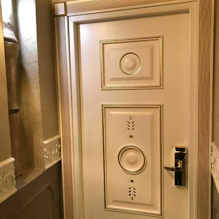 Del Sole-roma Piazza Di Spagna Ripetta