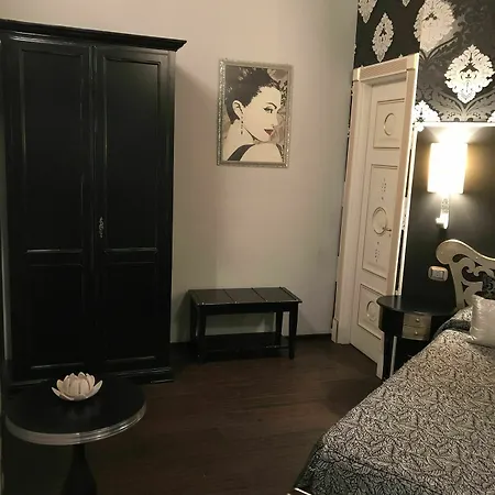 Del Sole-roma Piazza Di Spagna Ripetta