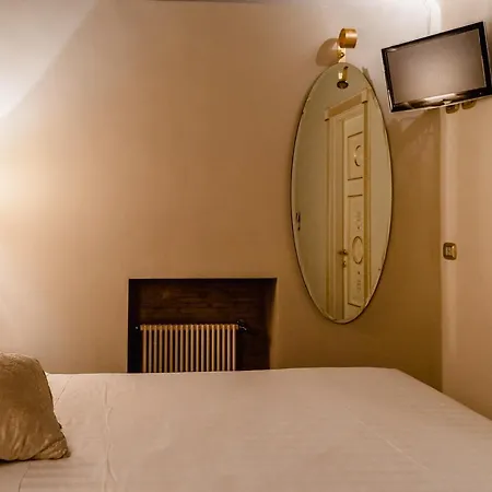 Del Sole-roma Piazza Di Spagna Ripetta Pensjonat