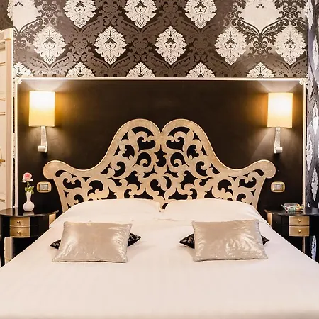 Del Sole-roma Piazza Di Spagna Ripetta Pensjonat 4*