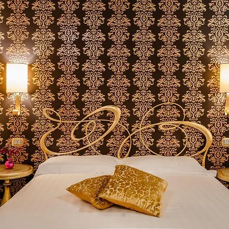 Del Sole-roma Piazza Di Spagna Ripetta Rzym