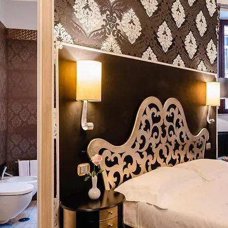 Del Sole-roma Piazza Di Spagna Ripetta