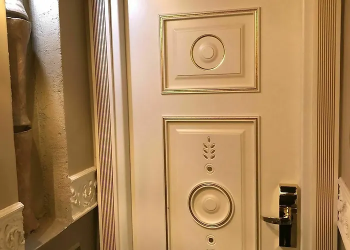 Del Sole-roma Piazza Di Spagna Ripetta