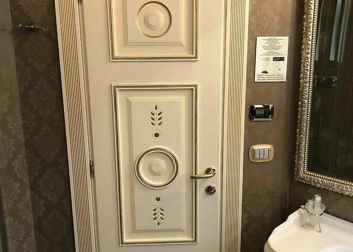 Del Sole-roma Piazza Di Spagna Ripetta Maison d'hôtes