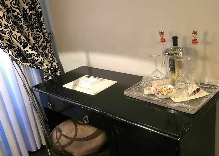 Del Sole-roma Piazza Di Spagna Ripetta Rome