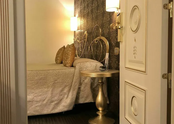 Del Sole-roma Piazza Di Spagna Ripetta