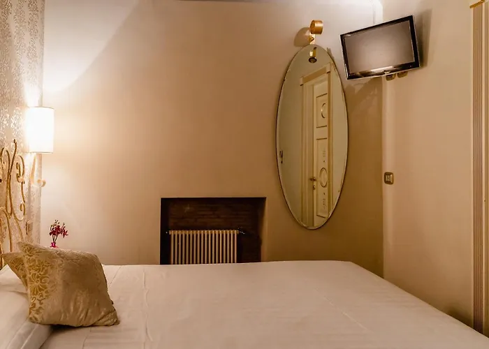 Del Sole-roma Piazza Di Spagna Ripetta Maison d'hôtes